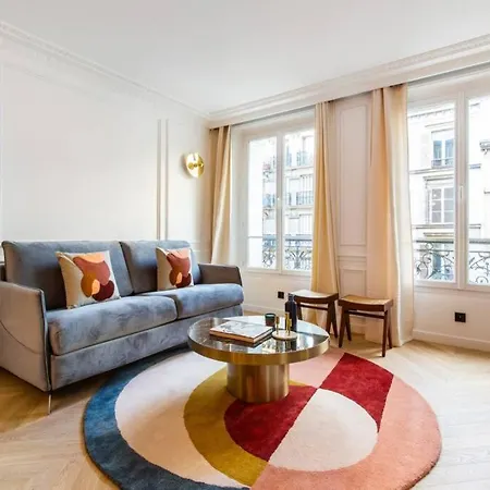 Apartment Amazing Renovated 8beds Heart Of With A/r!
